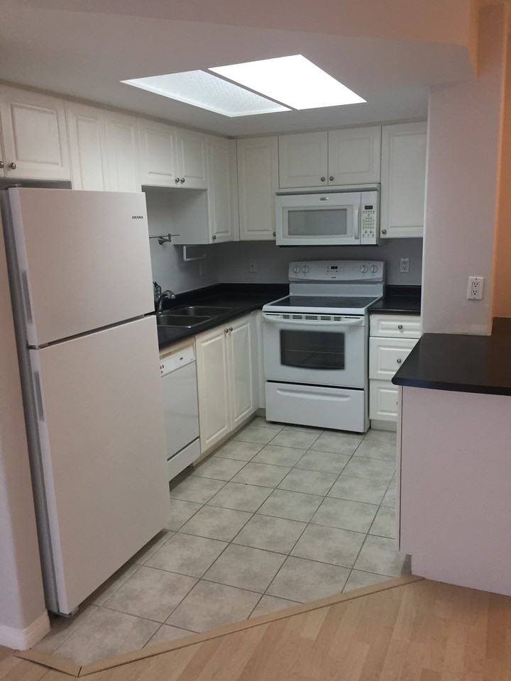 930 Yates Street #401