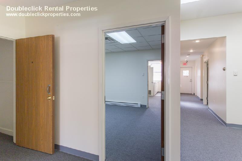 427 Main St - Photo 3 of 24