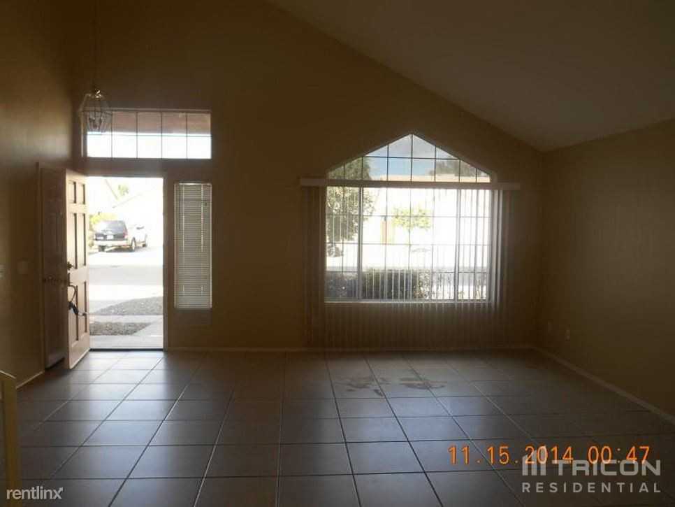 4043 E Encinas Ave - Photo 3 of 15
