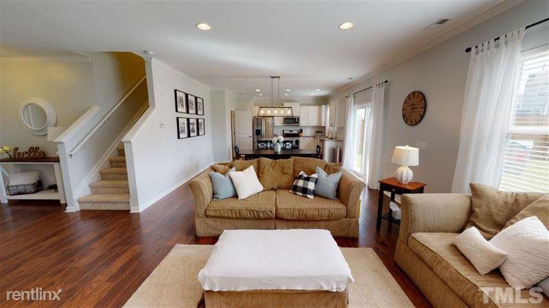 4305 Auburn Hills Dr - Photo 3 of 15