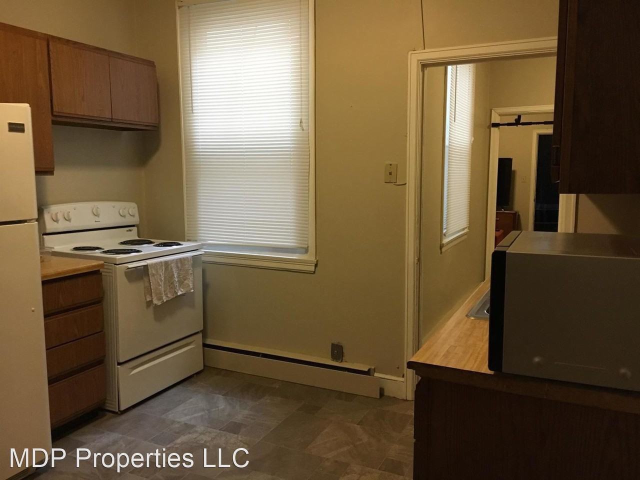 410 Main Street West - Photo 3 of 6