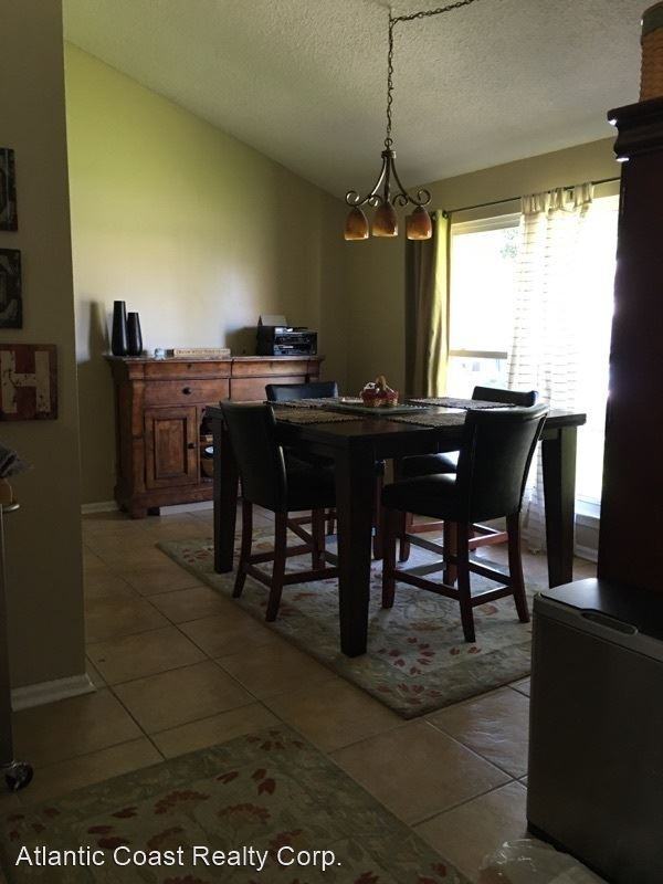 1600 Mill Oak Dr - Photo 3 of 11