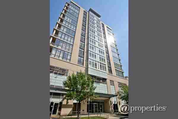 212 E Cullerton St #811