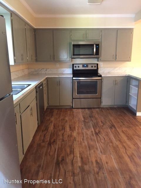 824 Briggs Blvd - Photo 3 of 18