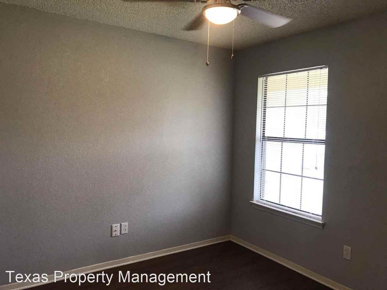 203 Willana Ct - Photo 3 of 9