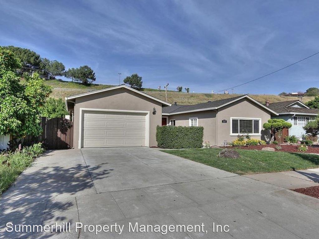 2584 Nightingale Dr - Photo 2 of 21