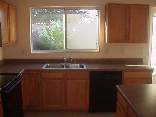 1445 S Spartan St - Photo 2 of 5
