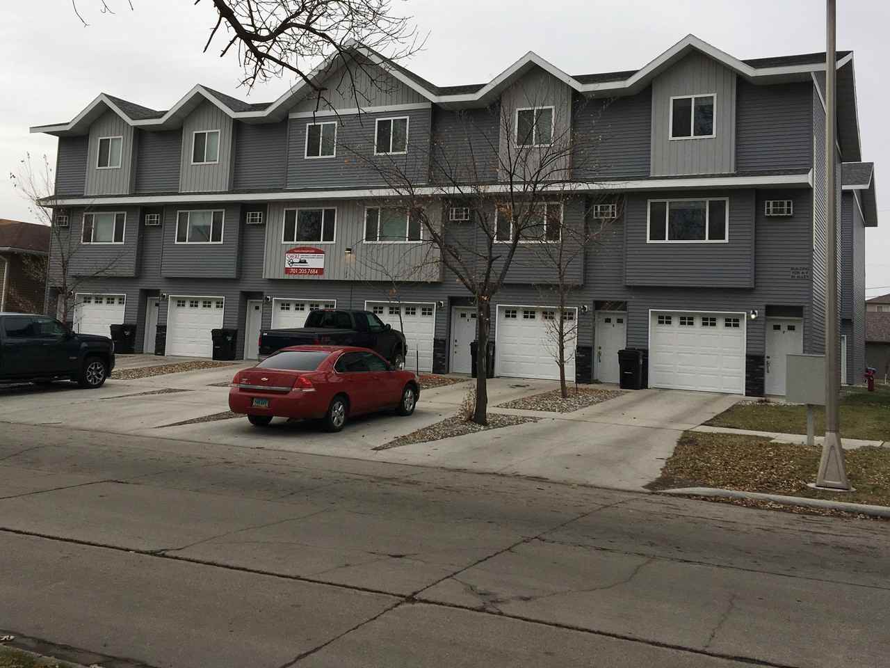 1122 19Th St N - Photo 6 of 13