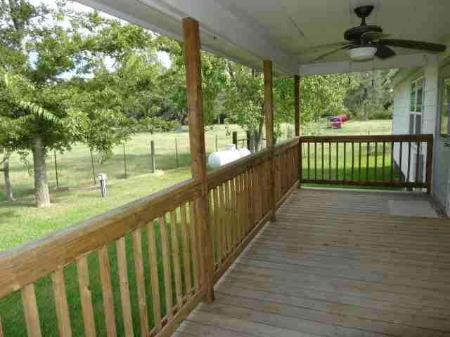 33211 1/2 B Old Hempstead Rd - Photo 3 of 9