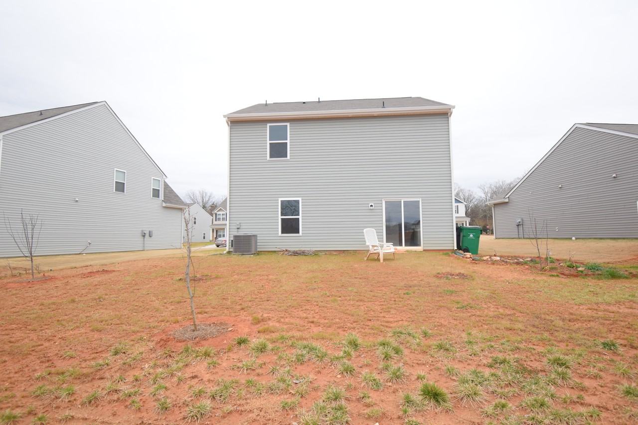 9709 Weikert Rd - Photo 3 of 20