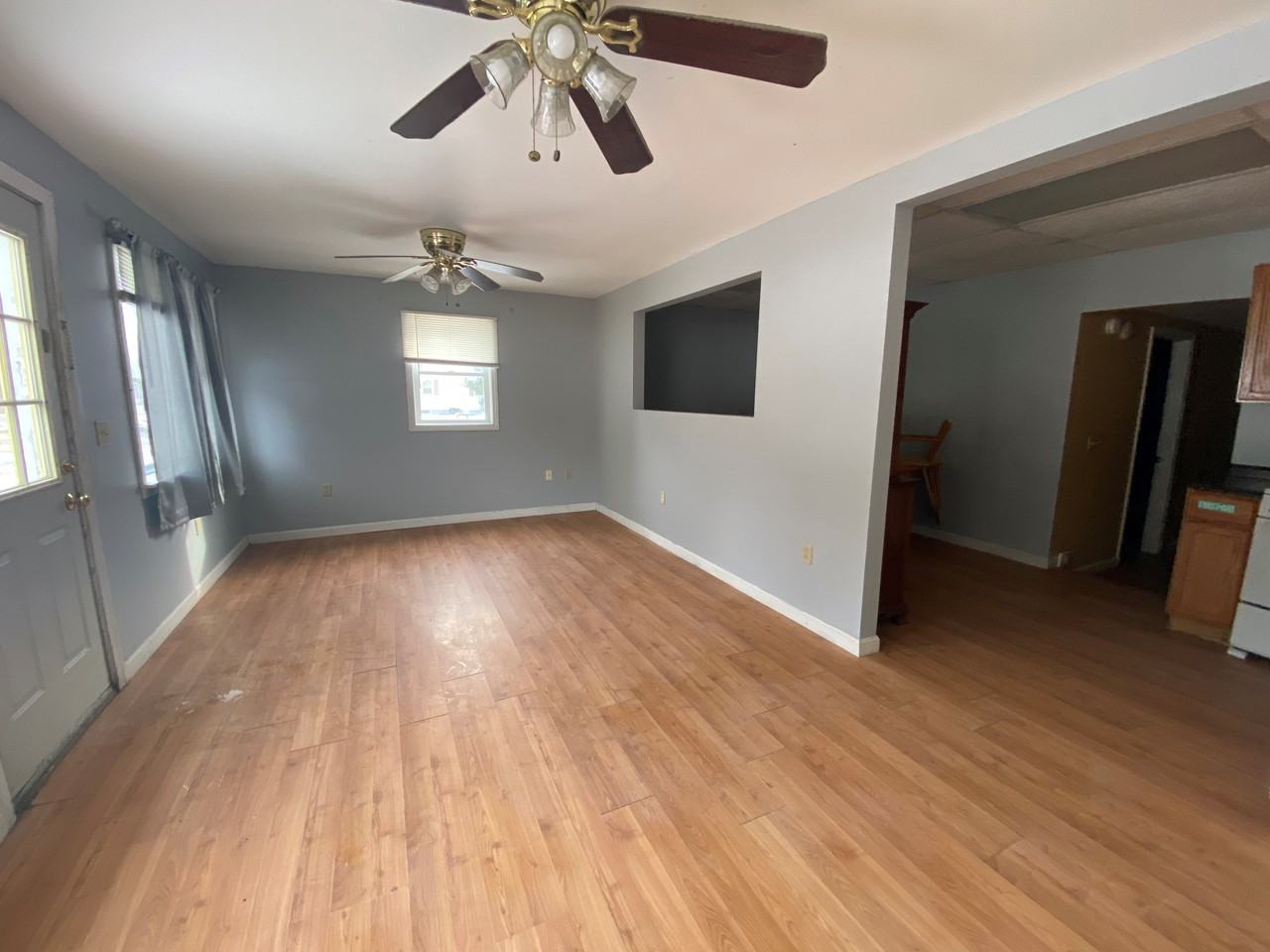 165 Wiscasset Rd - Photo 2 of 9