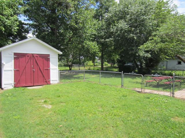 931 E Delmar St - Photo 6 of 17