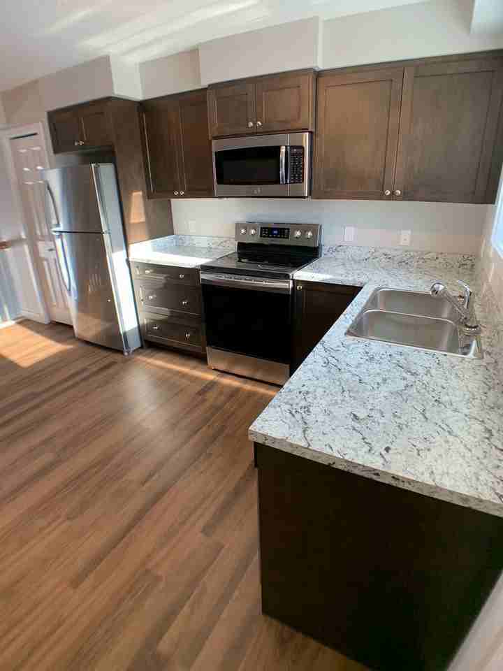 125 Ashgrove Dr - Photo 2 of 16