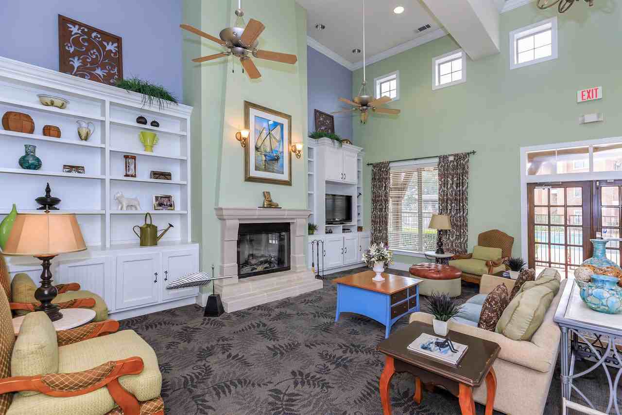 Cypress Creek Apartment Homes at Reed Road Apartments 2910 Reed Rd