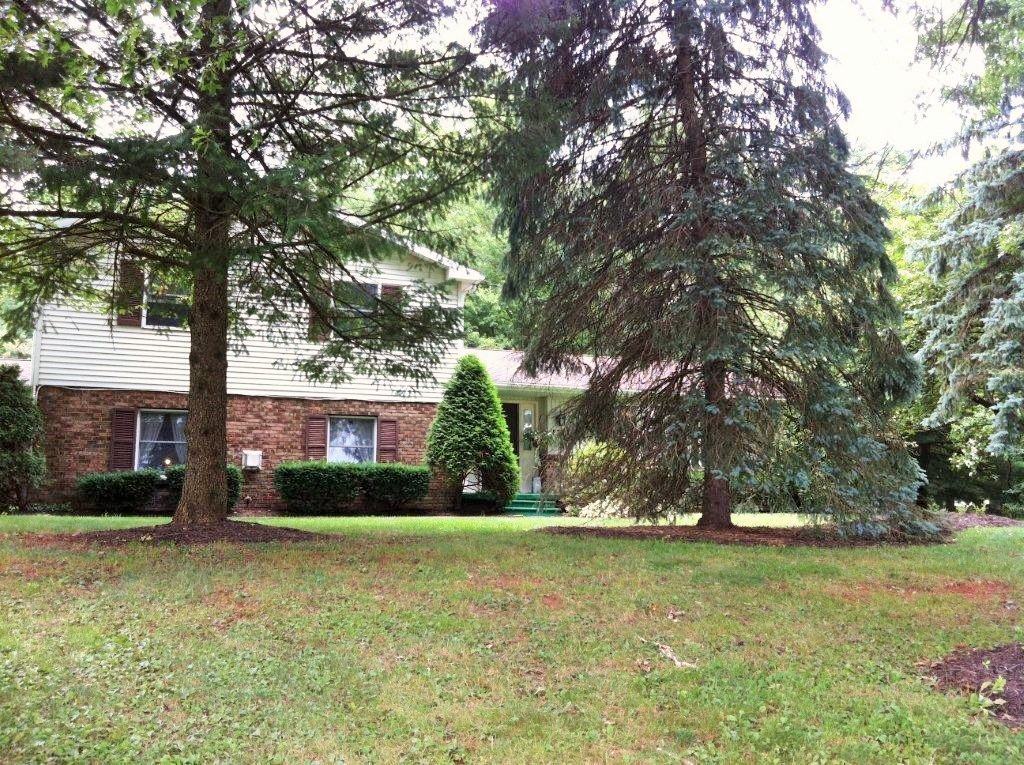 425 Blue Lake Rd - Photo 2 of 11