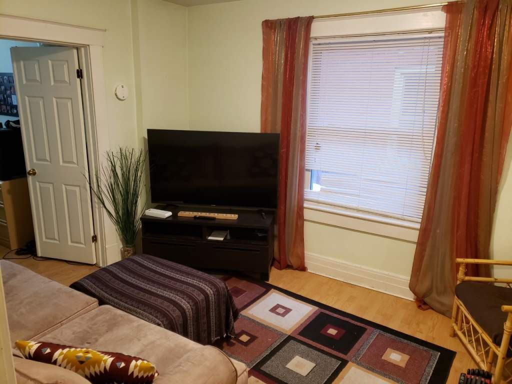 152 Welland Ave - Photo 2 of 6