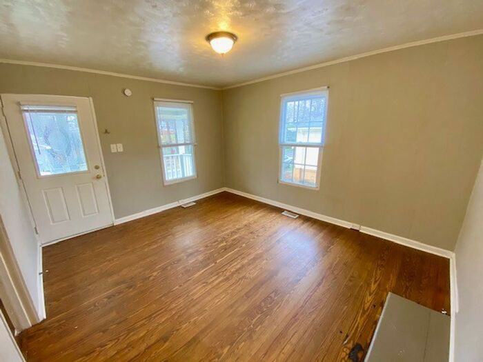 815 Margate Ave - Photo 3 of 16