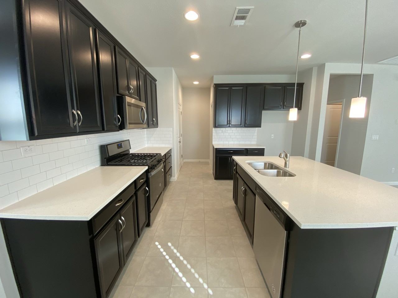 384 Gaida Loop #1 - Photo 3 of 16