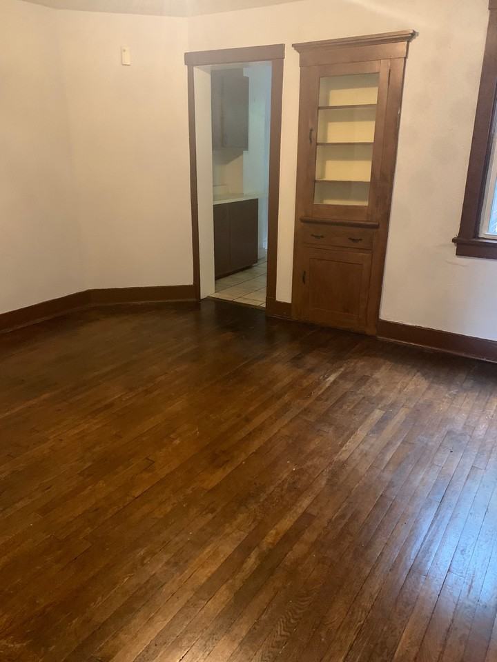 1831 Morningside Ave #1831 - Photo 4 of 10