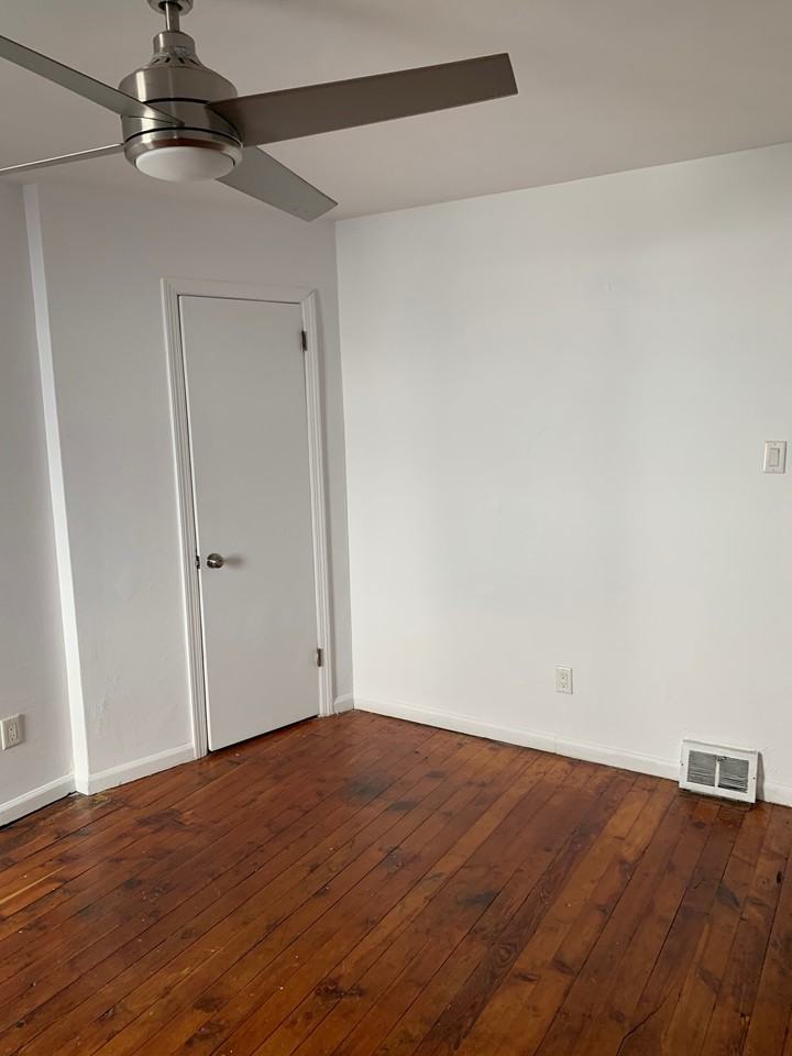 4523 1/2 Corday Way #4523-1-2 - Photo 2 of 8