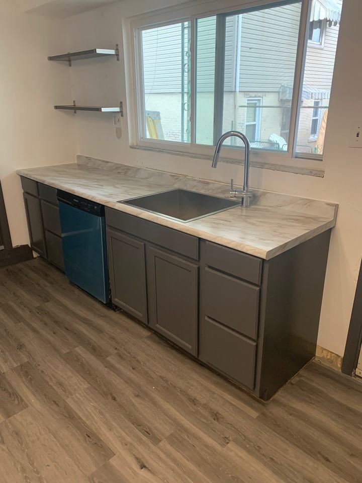 910 Penn St #2 - Photo 3 of 14
