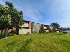 featured image of 435 Gateway Drive