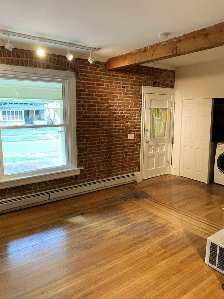 1638 Adams St - Photo 3 of 14