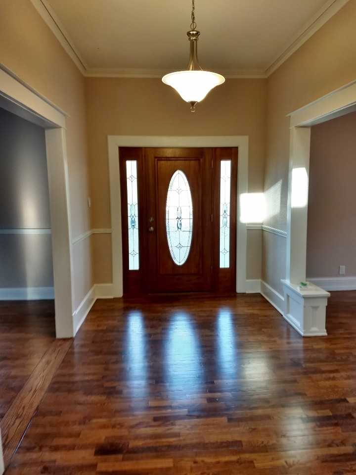 318 May Ave - Photo 2 of 26