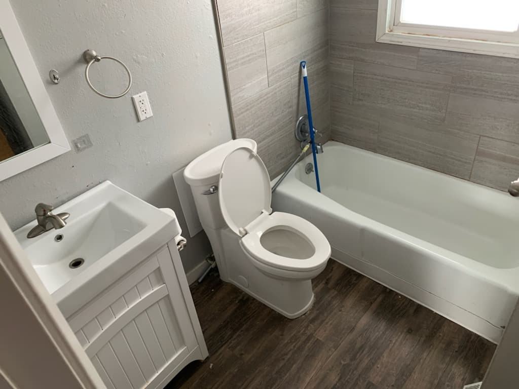 308 E Mckinley Ave - Photo 2 of 6