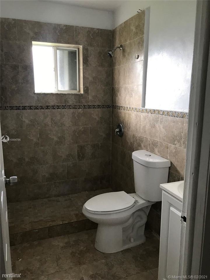 26650 Sw 138th Ct - Photo 3 of 5