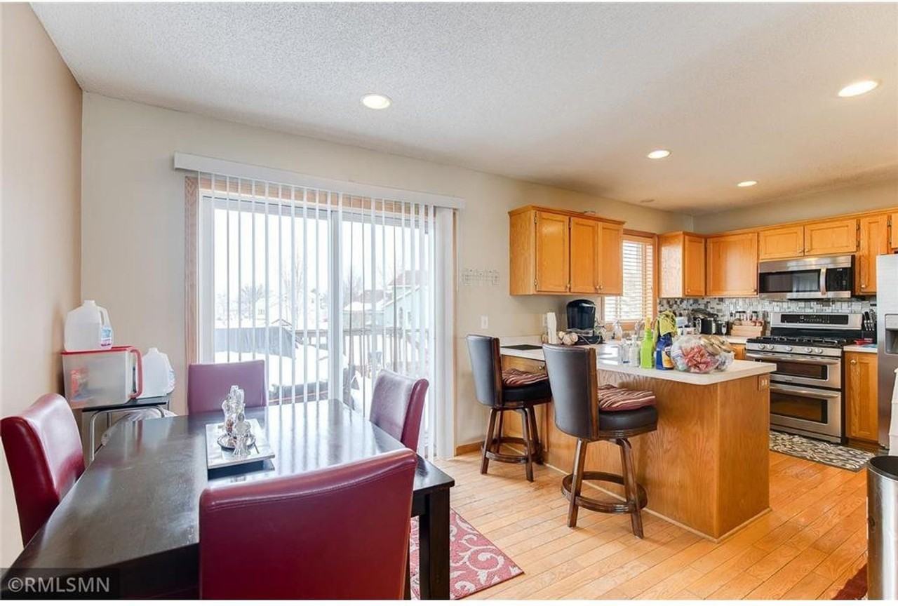 411 Maple Knoll Way Nw - Photo 2 of 16