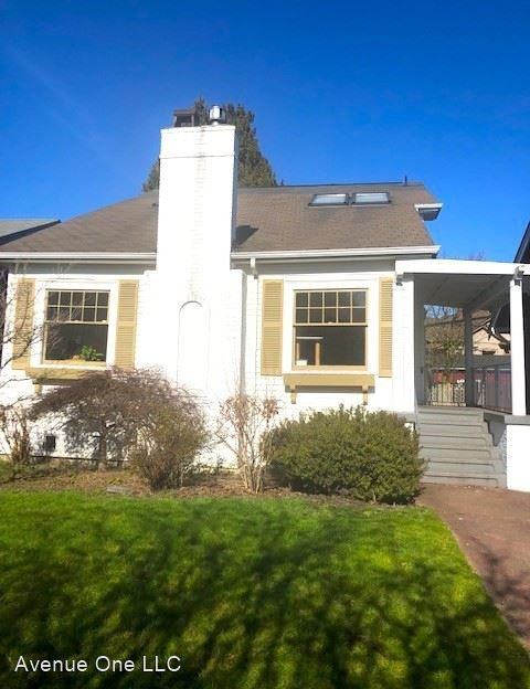 874 E Gwinn Pl - Photo 2 of 19