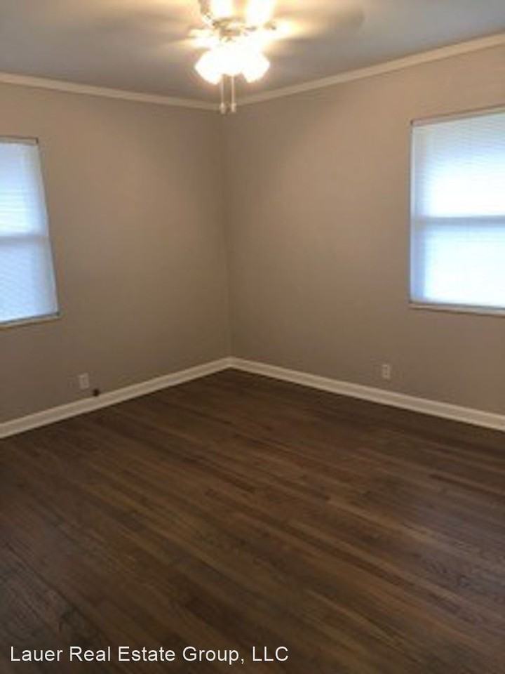 2113 Monticello Dr - Photo 2 of 12