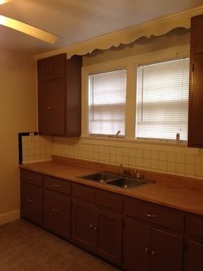 3909 Midlothian Turnpike - Photo 3 of 10