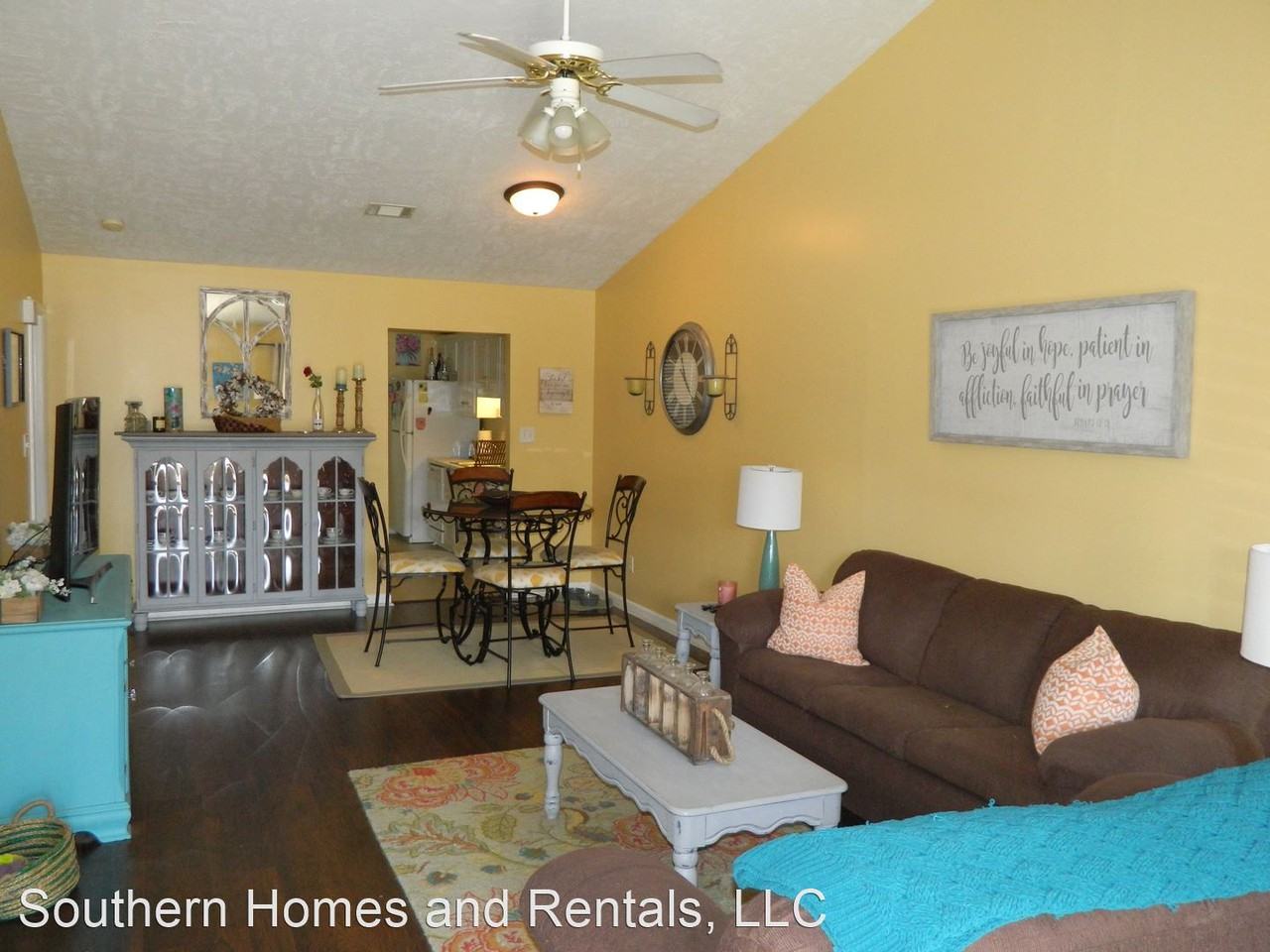 1101 Avery Lndg - Photo 2 of 15