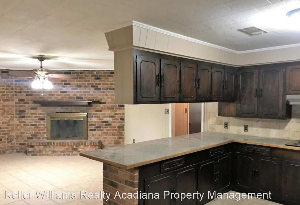 14617 Gordon Rd - Photo 2 of 9