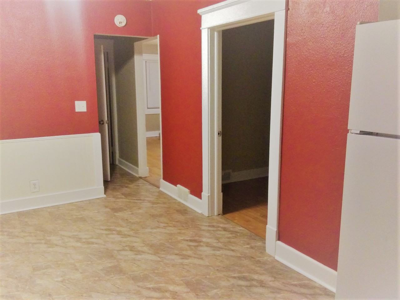 423 W 7th Ave - Photo 6 of 22