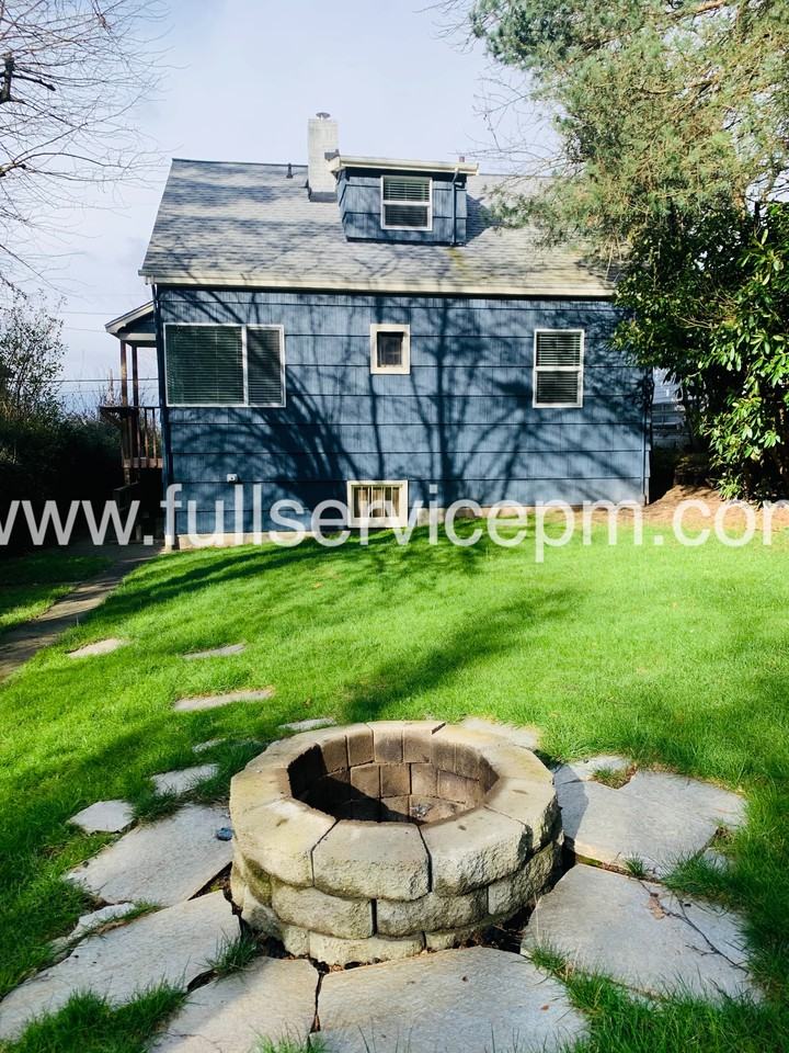 6005 S Cooper St - Photo 2 of 27