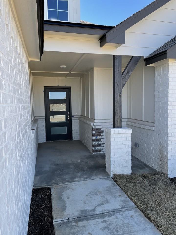 11906 N 130th East Ave - Photo 3 of 13