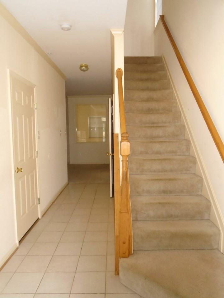 6100 White Marble Ct - Photo 3 of 22