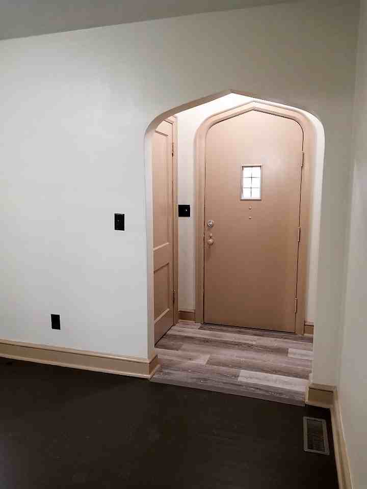 1428 Guildhall Ave Nw - Photo 2 of 22