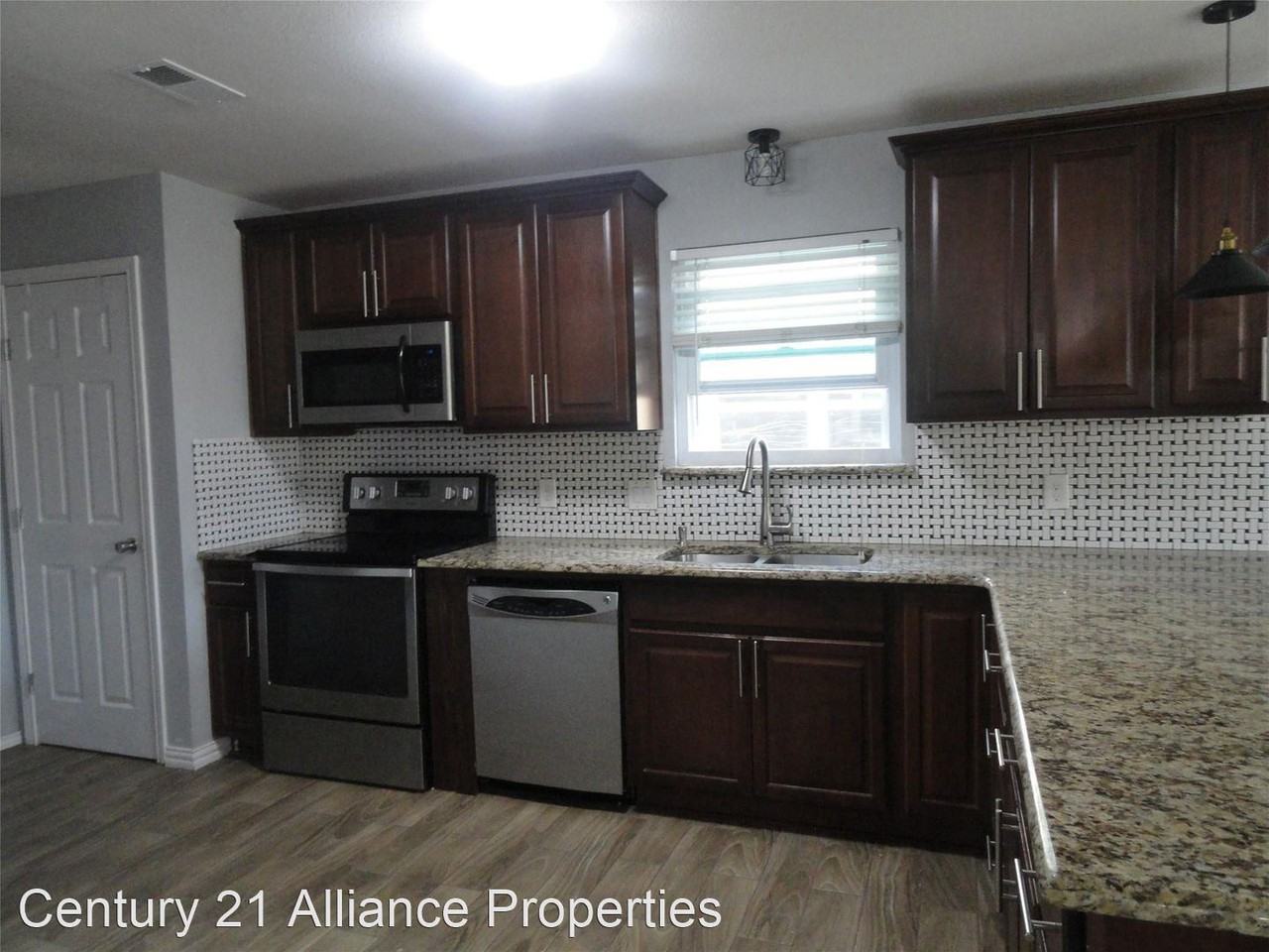 609 Ridgecrest Dr - Photo 3 of 12