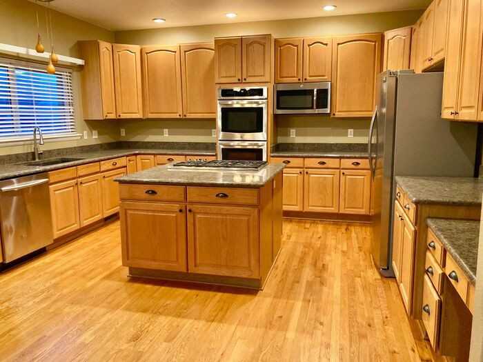 3203 Grand Teton Pl - Photo 3 of 29