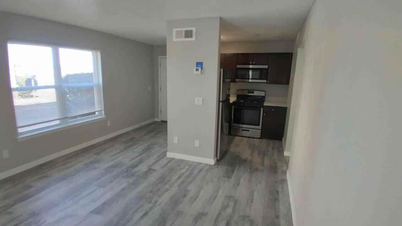 Building #3 Unit #11 - Photo 2 of 11