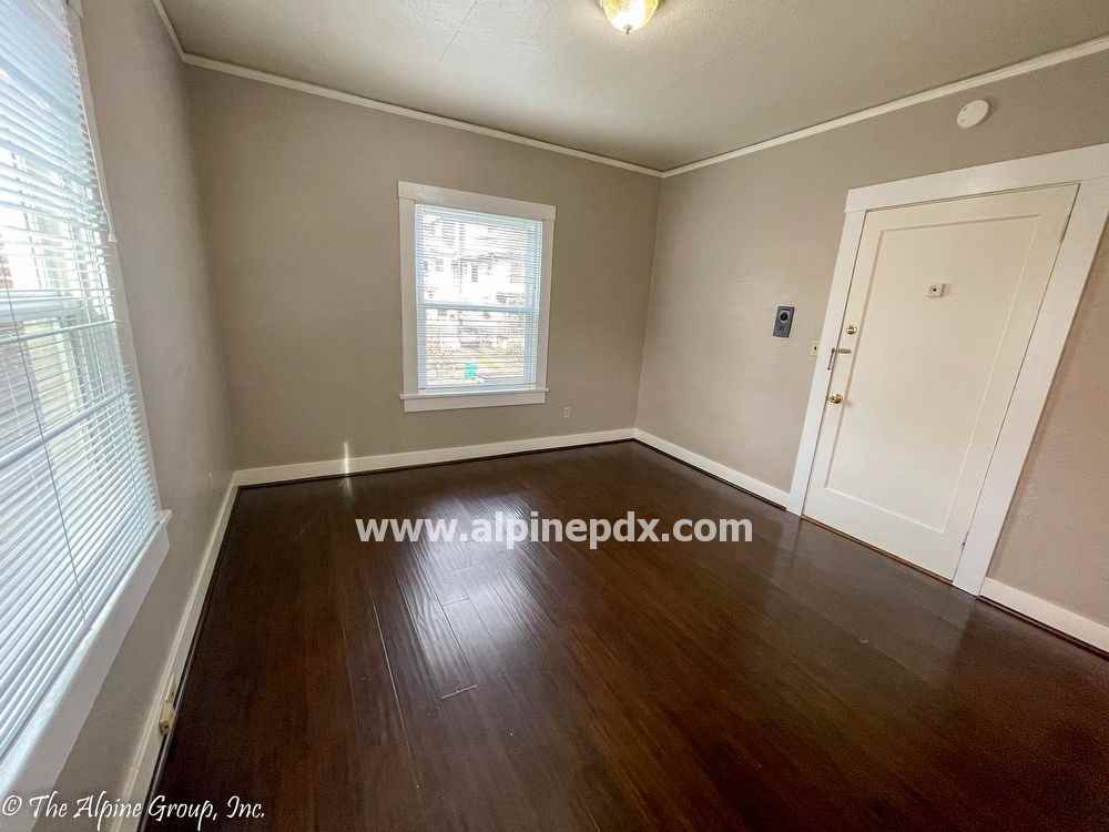 2256 Nw Overton St Apt 1 - Photo 2 of 6