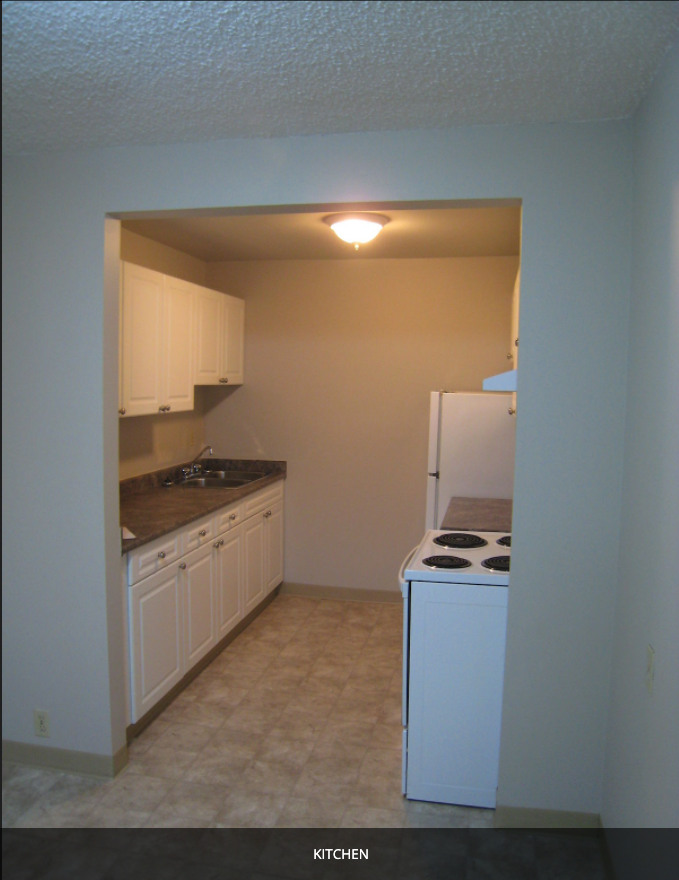 Barclay Square Townhouse - Photo 2 of 9