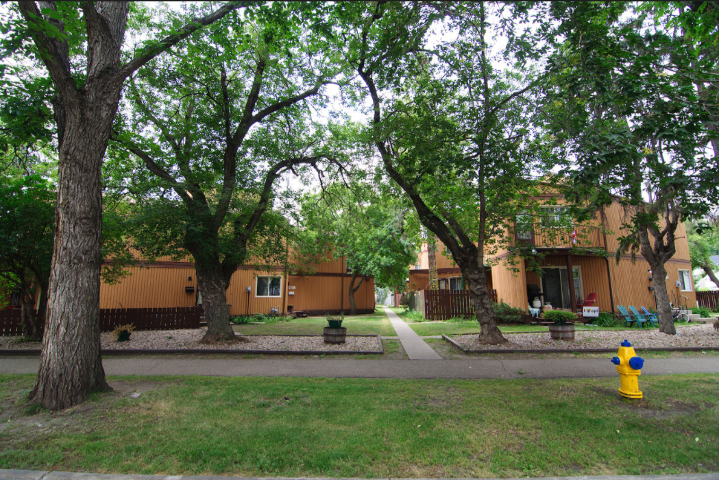 Riverdale Townhouses - Photo 2 of 10