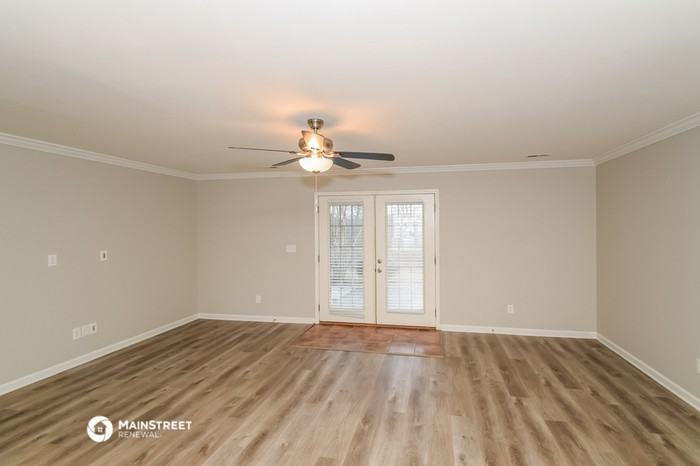 20920 Walnut Ln - Photo 3 of 16