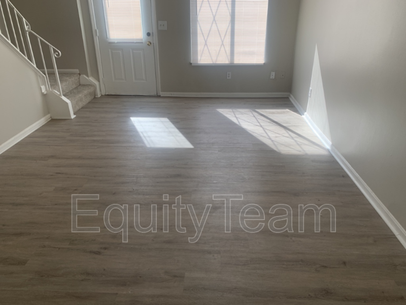 6907 Gracely Dr - Photo 2 of 8