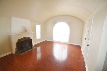 2916 W 78th Pl - Photo 3 of 15